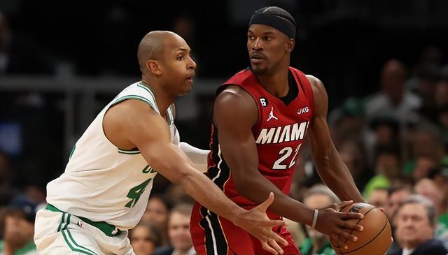 达到风险阈 达到风险阈